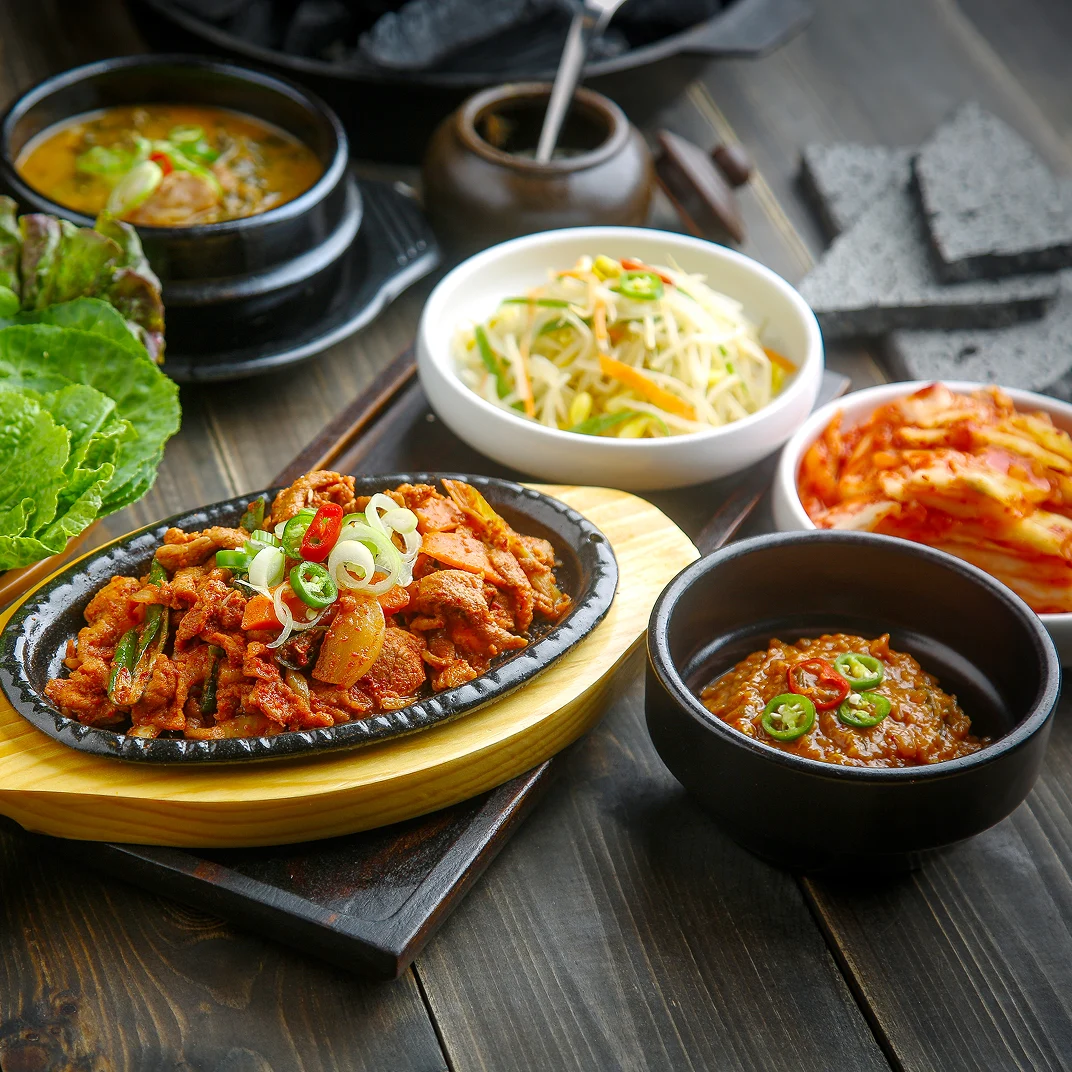A Hankki table spread