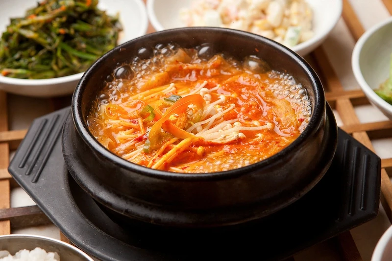 Kimchi Jjigae
