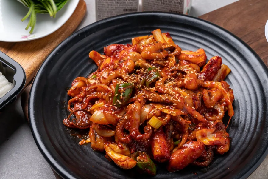 Spicy Stir-Fried Squid
